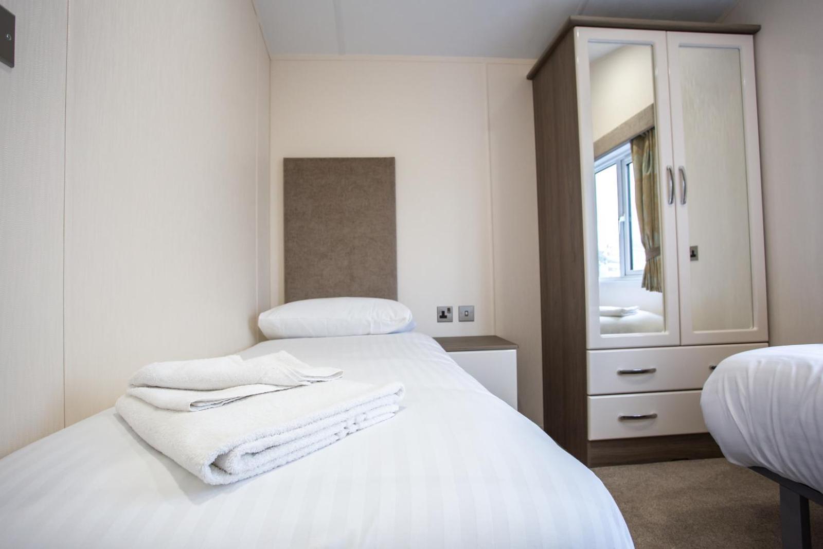 Barmouth Bay Holiday Park Llanddwywe エクステリア 写真