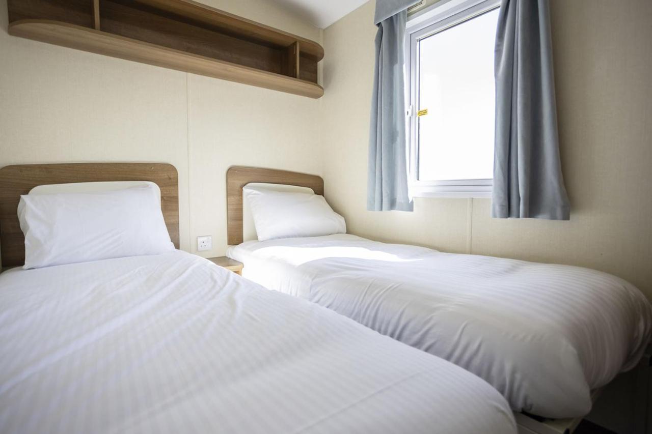 Barmouth Bay Holiday Park Llanddwywe エクステリア 写真