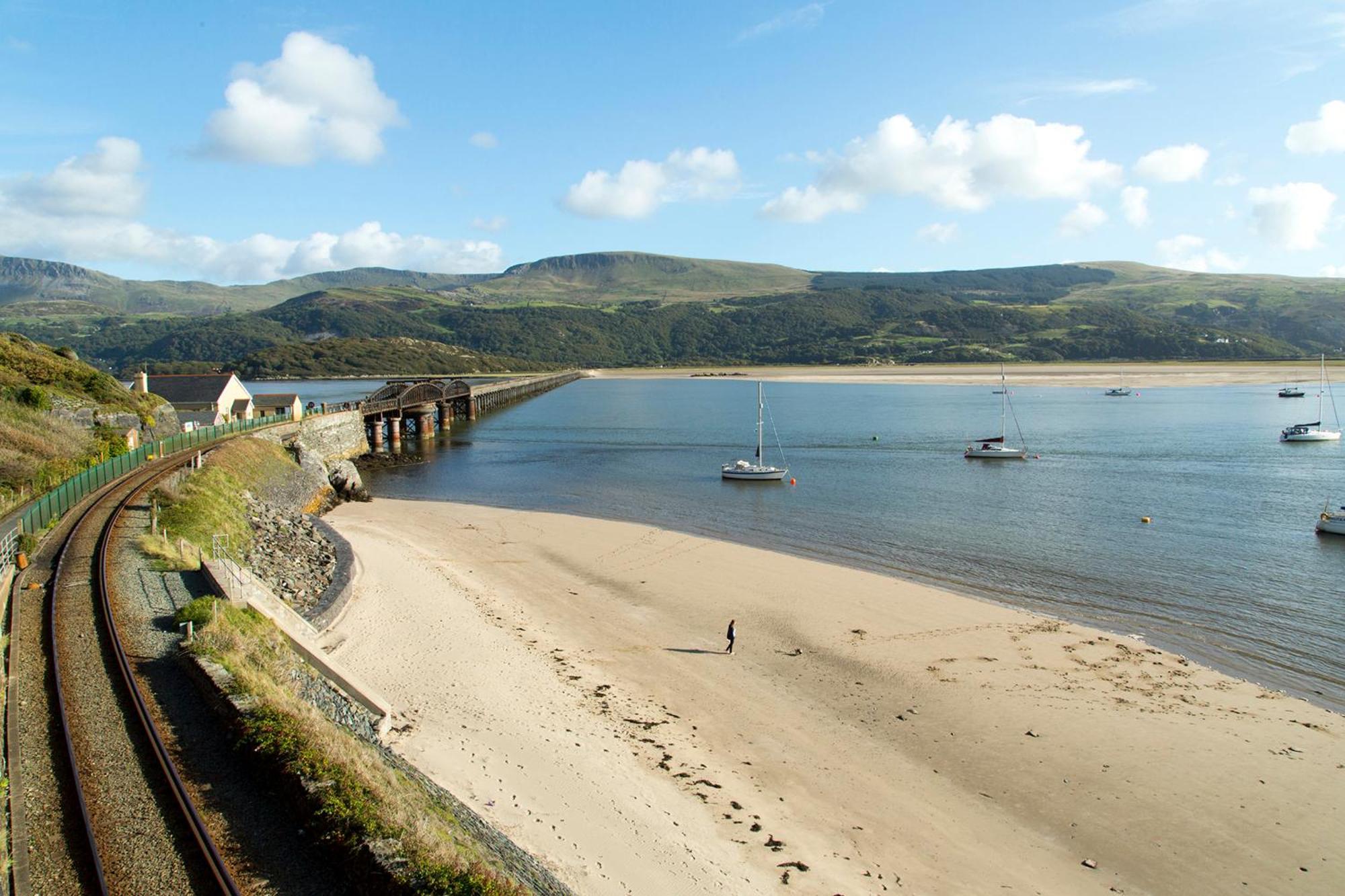 Barmouth Bay Holiday Park Llanddwywe エクステリア 写真